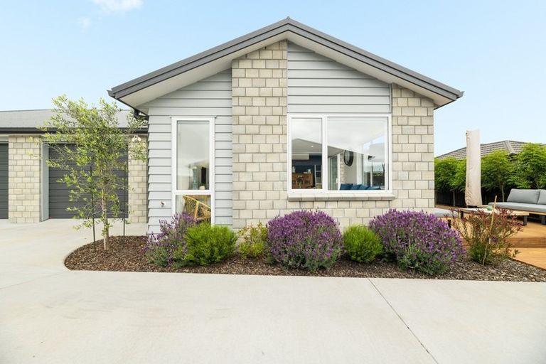 Photo of property in 12 Foley Grove, Pyes Pa, Tauranga, 3110