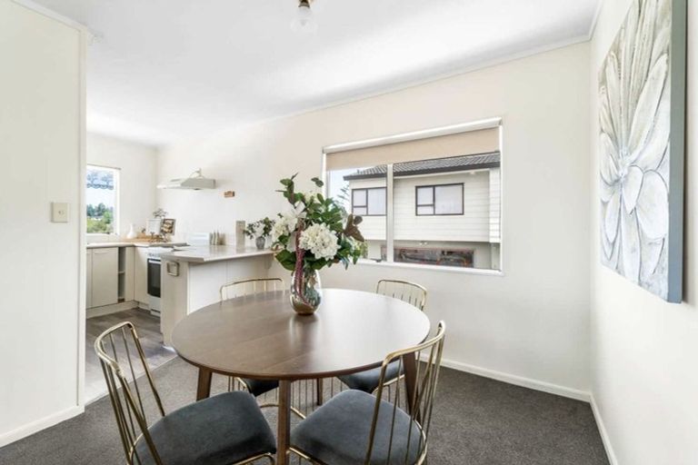 Photo of property in 67 Garton Drive, Massey, Auckland, 0614