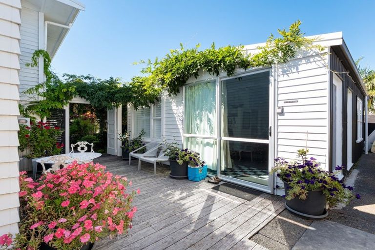 Photo of property in 93 Marine Parade, Mount Maunganui, 3116