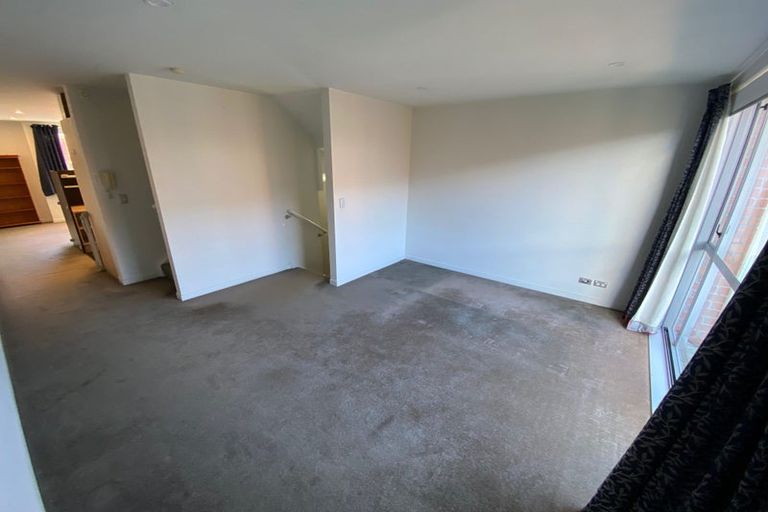 Photo of property in The Altair, 3/120 Rintoul Street, Newtown, Wellington, 6021