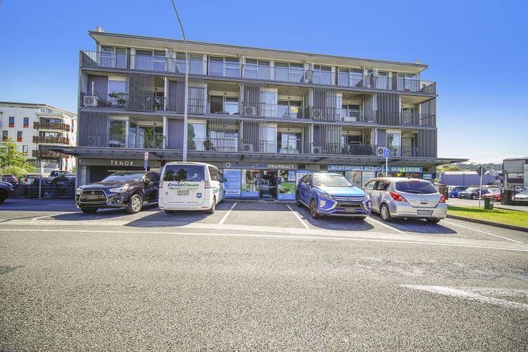 Photo of property in Tenor Apartments, 402/40 Library Lane, Albany, Auckland, 0632