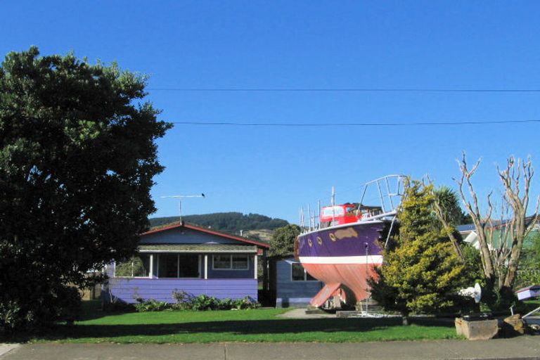 Photo of property in 30 Ngatitoa Street, Takapuwahia, Porirua, 5022