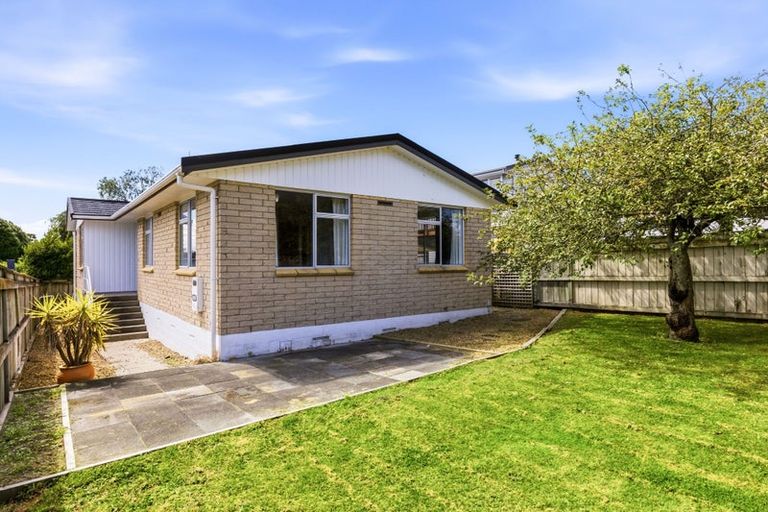 Photo of property in 86 Tamatea Road, Taupo, 3330