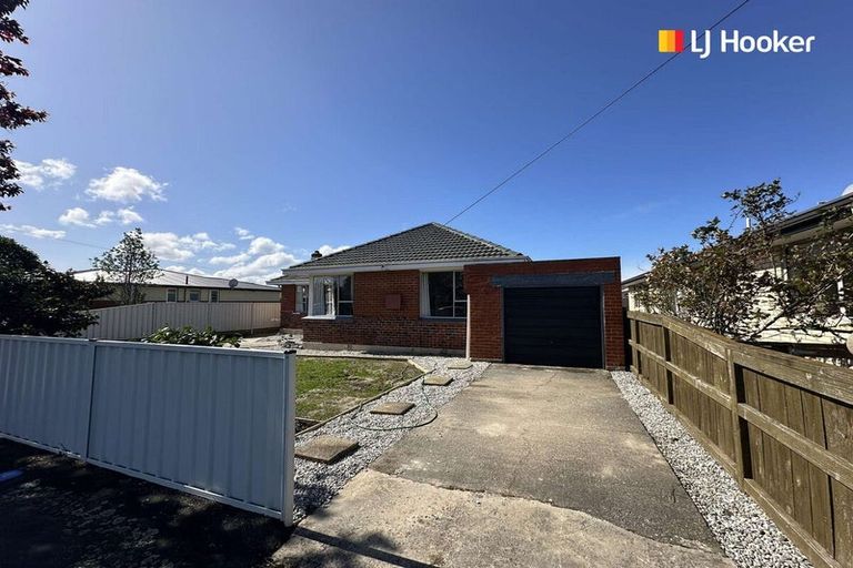 Photo of property in 2 Forfar Street, Mosgiel, 9024