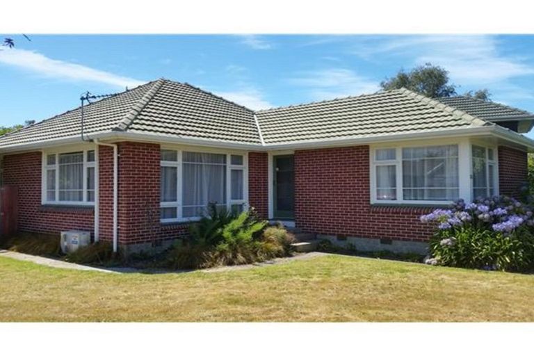 Photo of property in 110 Maidstone Road, Ilam, Christchurch, 8041