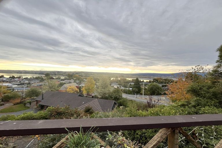 Photo of property in 24 Nore Street, Waihola, Milton, 9073