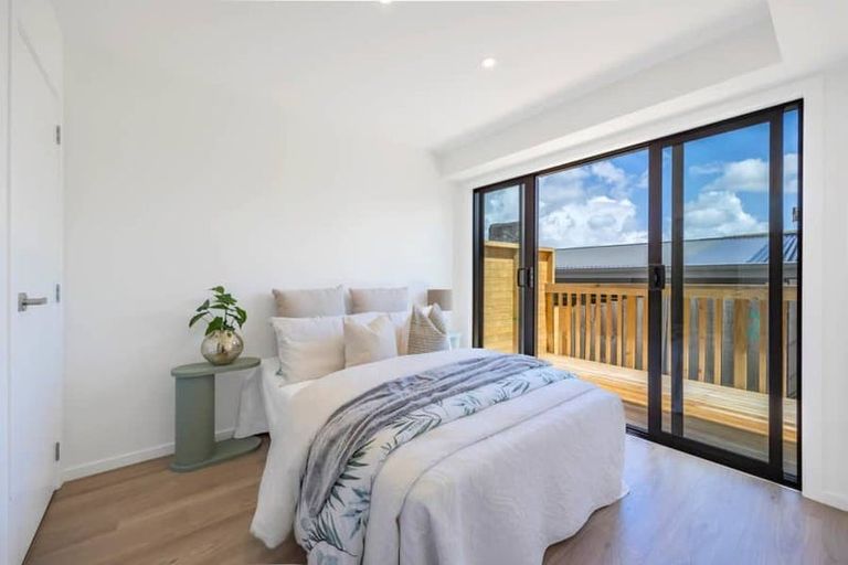 Photo of property in 4/8 Sheehan Road, Te Atatu South, Auckland, 0610