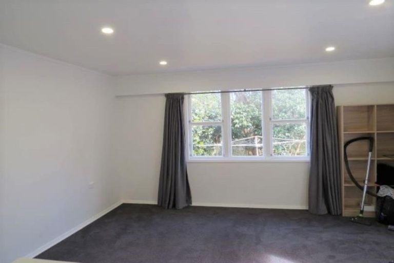 Photo of property in 1/16 Ridd Street, Lynmouth, New Plymouth, 4310