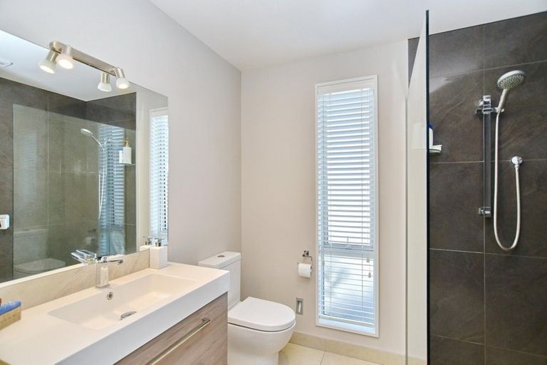 Photo of property in 28 Chesterfield Place, Rangiora, 7400