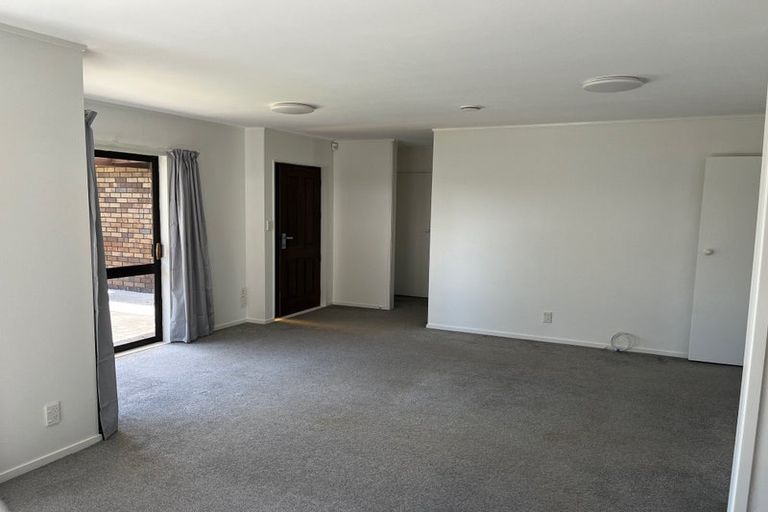 Photo of property in 3/8 Pukeko Place, Papatoetoe, Auckland, 2025