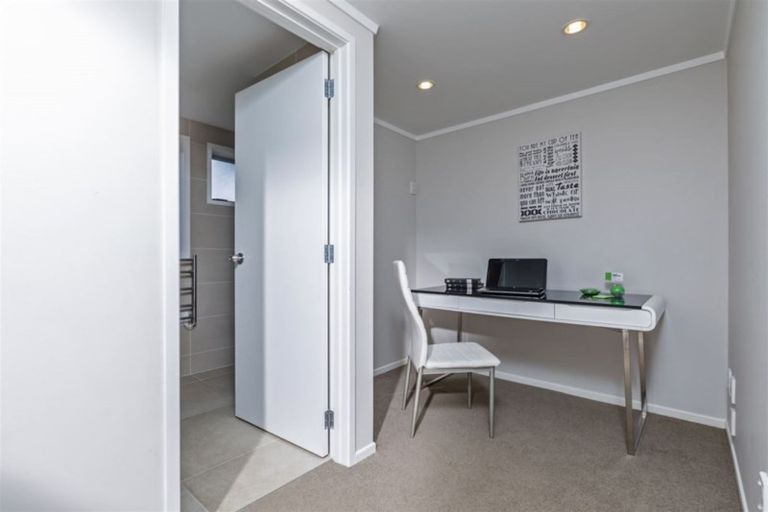 Photo of property in 34 Freya Place, Torbay, Auckland, 0630