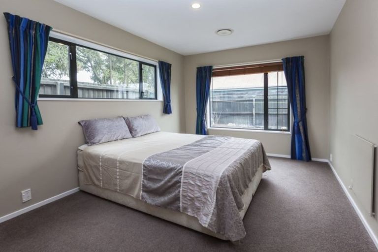 Photo of property in 2/343a Burwood Road, Burwood, Christchurch, 8083