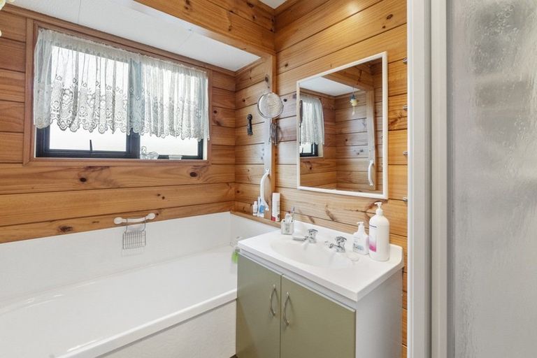 Photo of property in 16 Bramley Drive, Rototuna, Hamilton, 3210