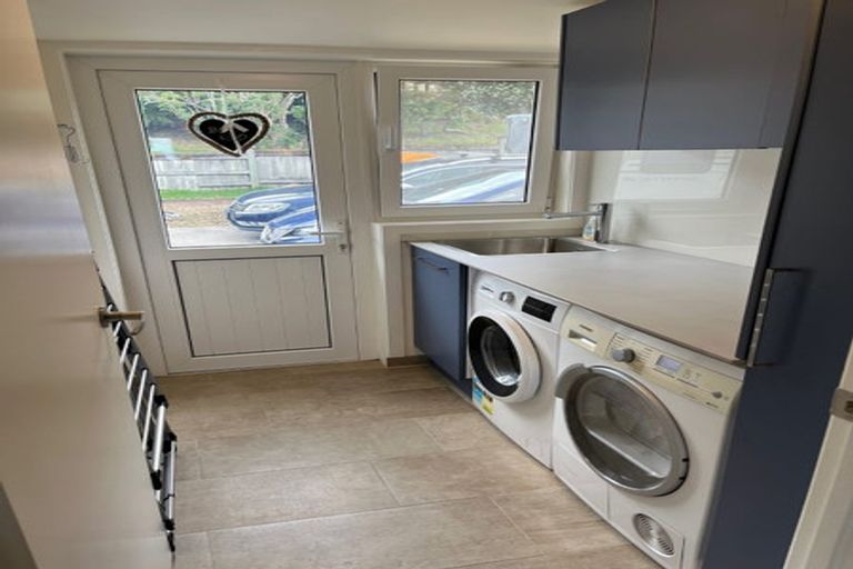 Photo of property in 69 Duncansby Road, Stanmore Bay, Whangaparaoa, 0932