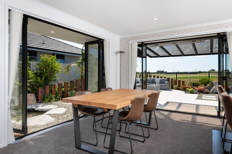Photo of property in 24 Drabble Crescent, Papamoa Beach, Papamoa, 3118