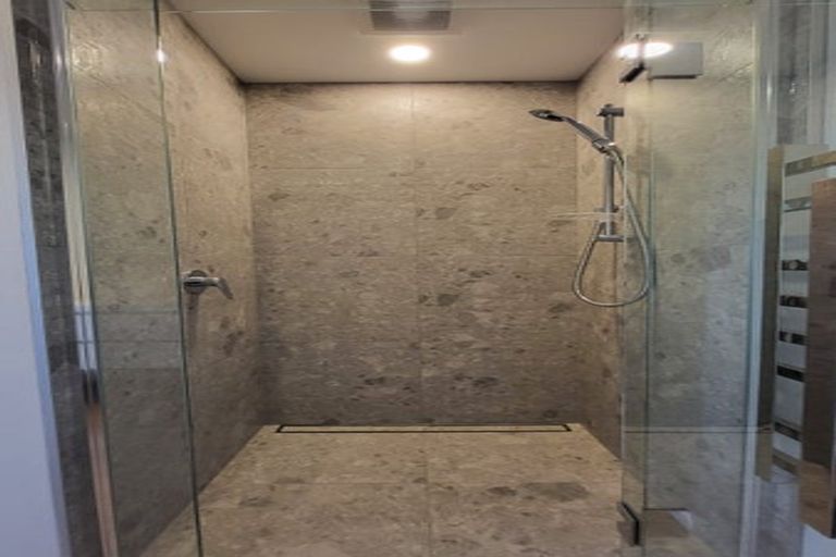 Photo of property in 8/564 High Street, Boulcott, Lower Hutt, 5010