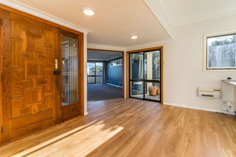 Photo of property in 39 Shandon Road, Vauxhall, Dunedin, 9013