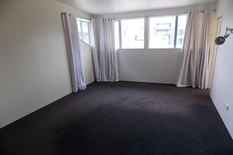 Photo of property in Vicino Apartments, 31/33 Taranaki Street, Te Aro, Wellington, 6011