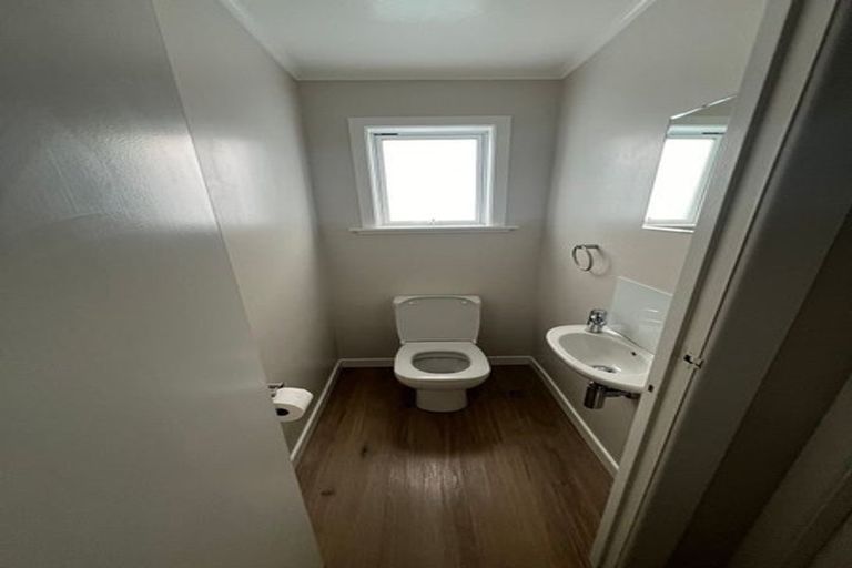 Photo of property in 15 Moselle Street, Island Bay, Wellington, 6023