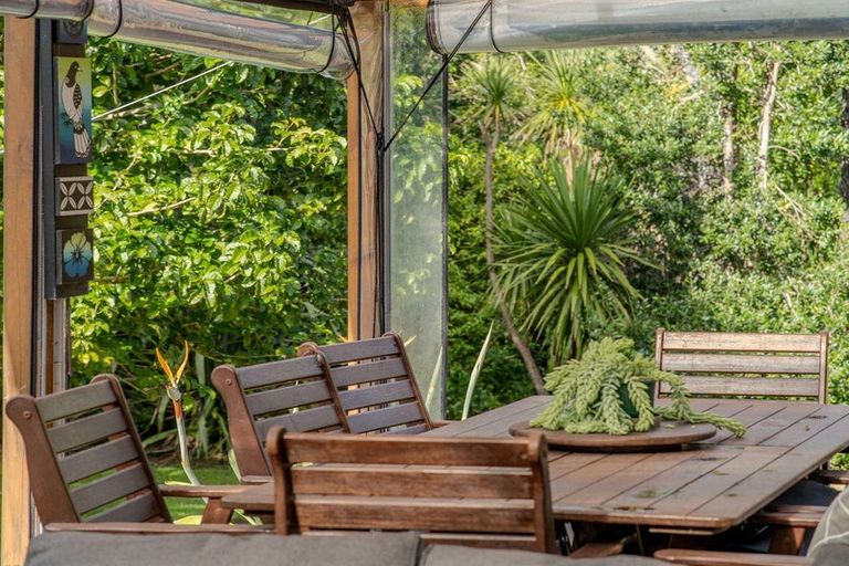 Photo of property in 121b Waimate North Road, Kerikeri, 0293