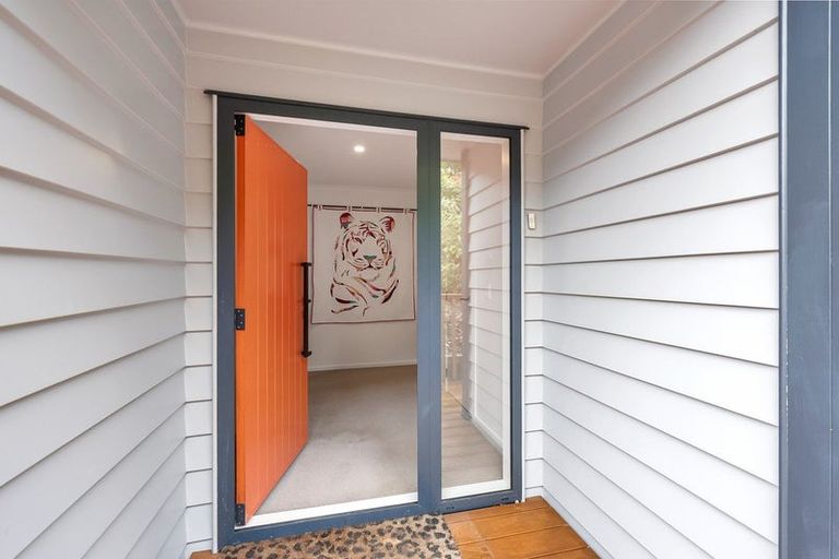 Photo of property in 125 Manuka Street, Stokes Valley, Lower Hutt, 5019