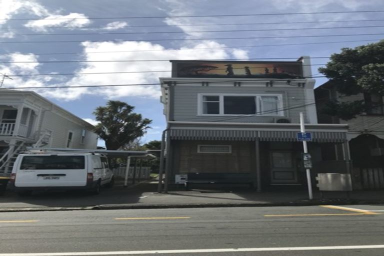 Photo of property in 77 Constable Street, Newtown, Wellington, 6021