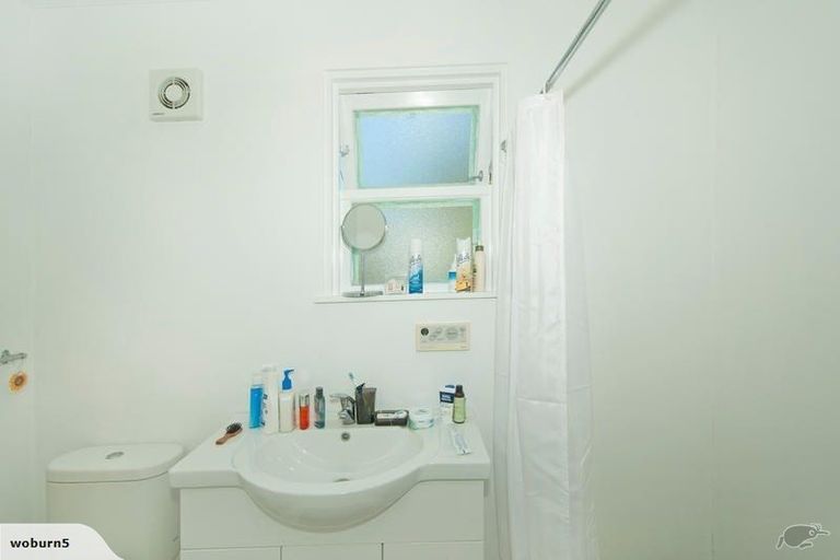 Photo of property in 53 Ludlam Crescent, Woburn, Lower Hutt, 5010