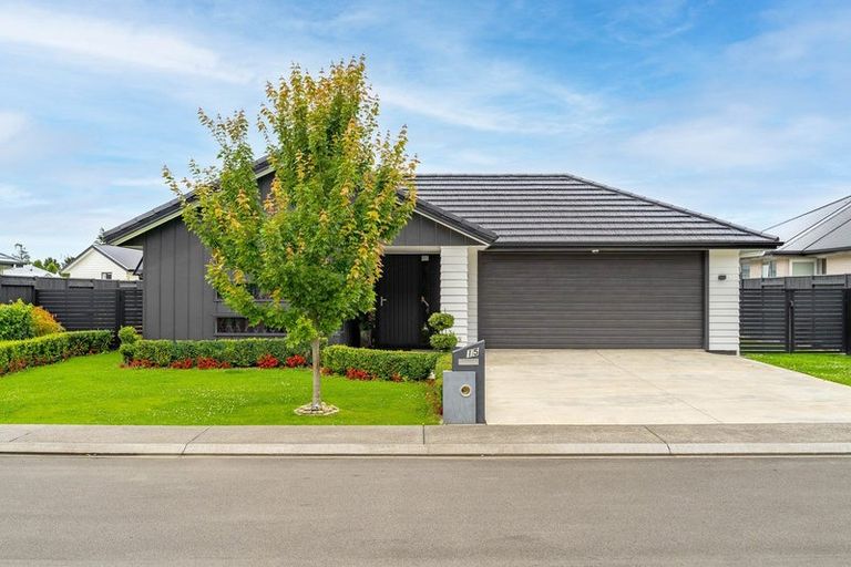 Photo of property in 15 Maple Grove, Solway, Masterton, 5810