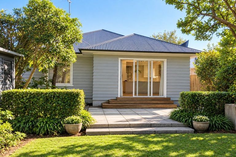 Photo of property in 54 Andover Street, Merivale, Christchurch, 8014