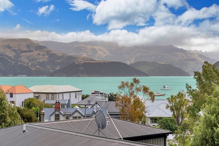 Photo of property in 19 Walnut Place, Akaroa, 7520