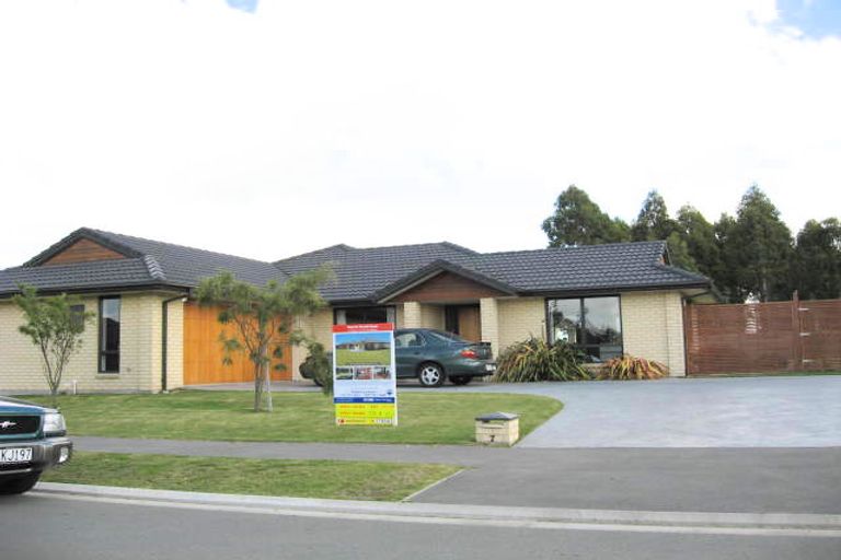 Photo of property in 7 Cathcart Crescent, Prebbleton, 7604