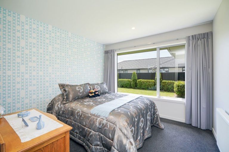 Photo of property in 25 Northside Drive, Waikiwi, Invercargill, 9810