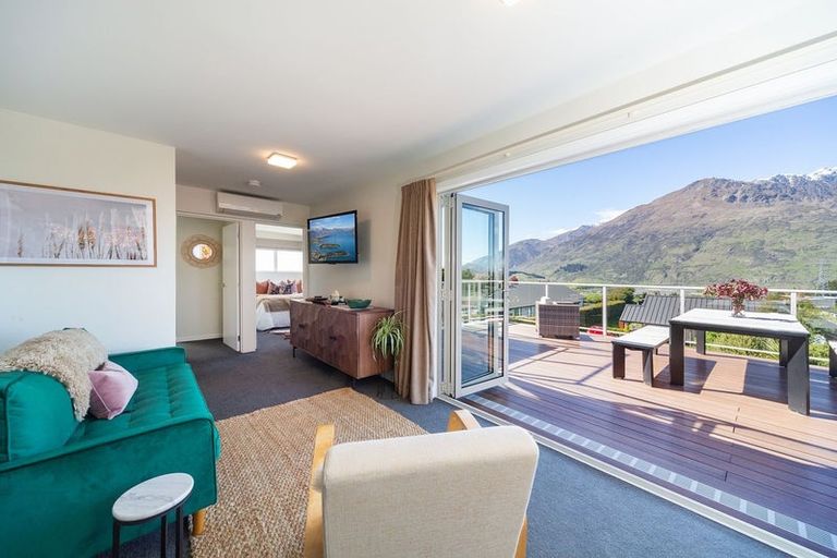Photo of property in 3 Batsford Lane, Lower Shotover, Queenstown, 9371