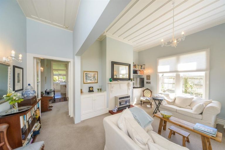 Photo of property in 27 Bond Street, Marton, 4710