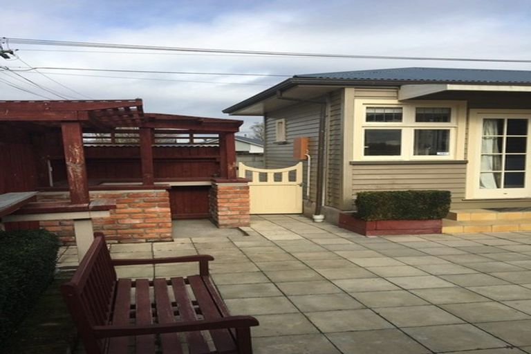 Photo of property in 150 Stapletons Road, Richmond, Christchurch, 8013