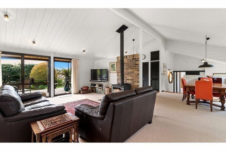 Photo of property in 27 Wychwood Crescent, Springfield, Rotorua, 3015