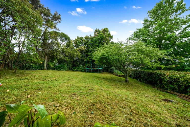 Photo of property in 195 Golf Road, Titirangi, Auckland, 0604