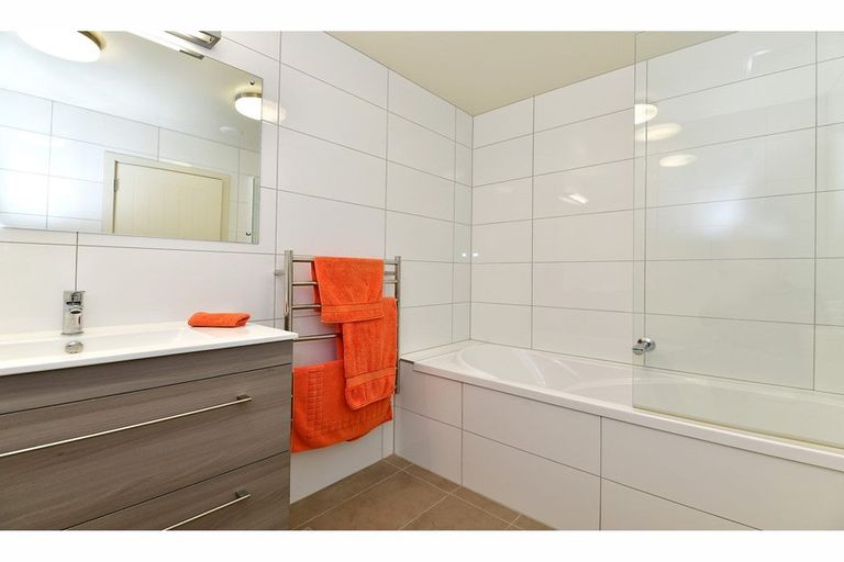 Photo of property in 64 Eaves Bush Parade, Orewa, 0931