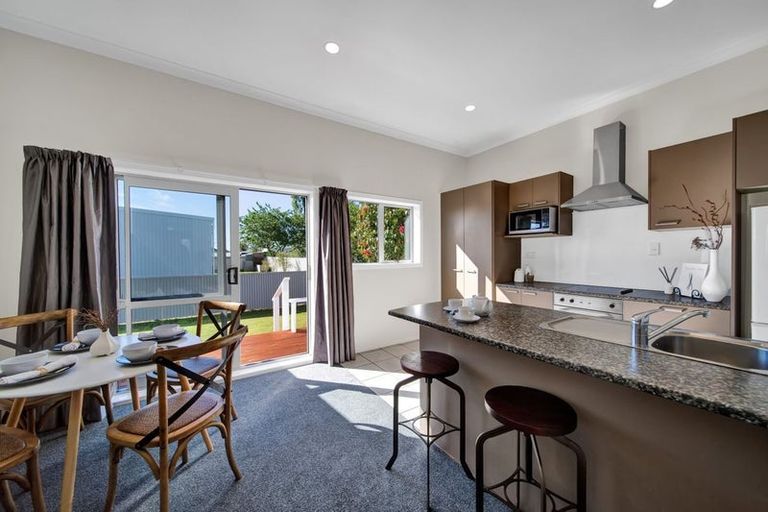 Photo of property in 70 Ketemarae Road, Normanby, Hawera, 4614