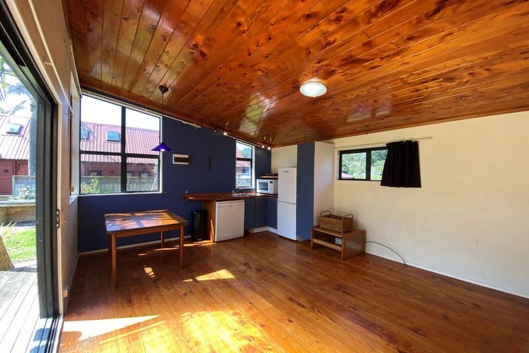 Photo of property in 54 Opahi Bay Road, Mahurangi West, Warkworth, 0983