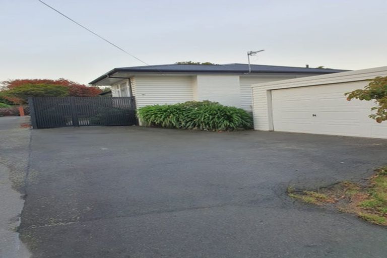 Photo of property in 1/15 Dunedin Street, Redwood, Christchurch, 8051