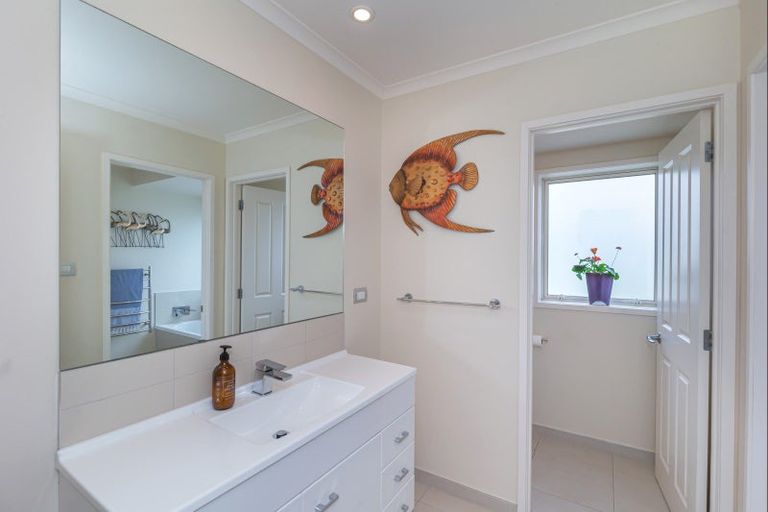 Photo of property in 6 Arete Lane, Levin, 5571