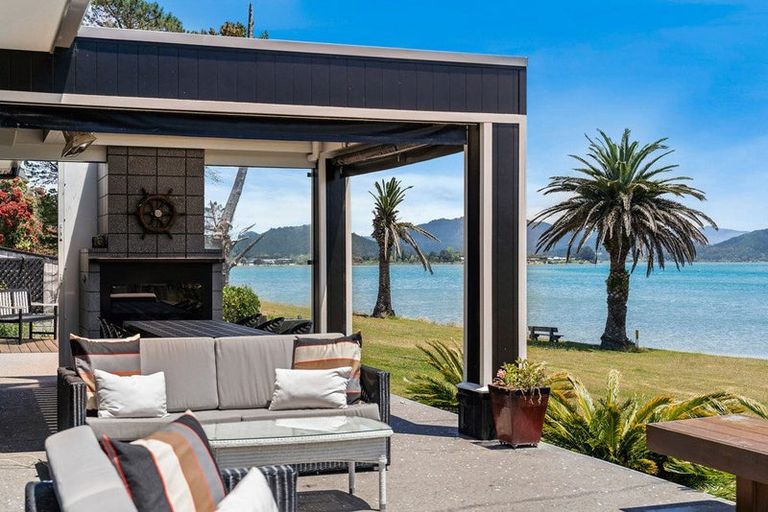 Photo of property in 17 Golden Hills Drive, Pauanui, Hikuai, 3579