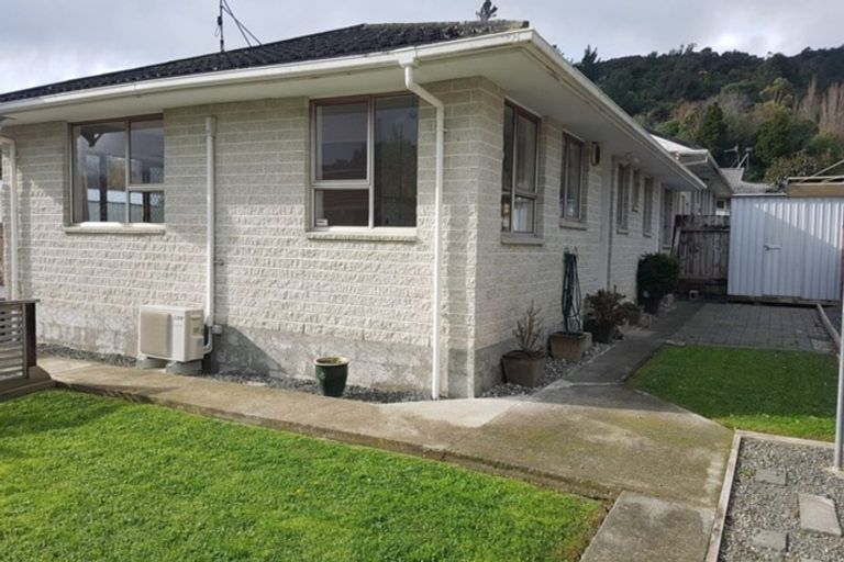 Photo of property in 1/34 Montgomery Street, Stokes Valley, Lower Hutt, 5019