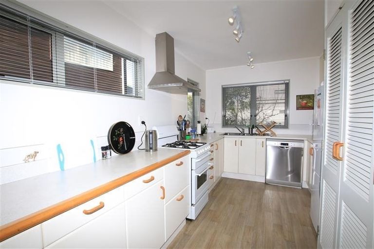 Photo of property in 4b Cracroft Street, Devonport, Auckland, 0624