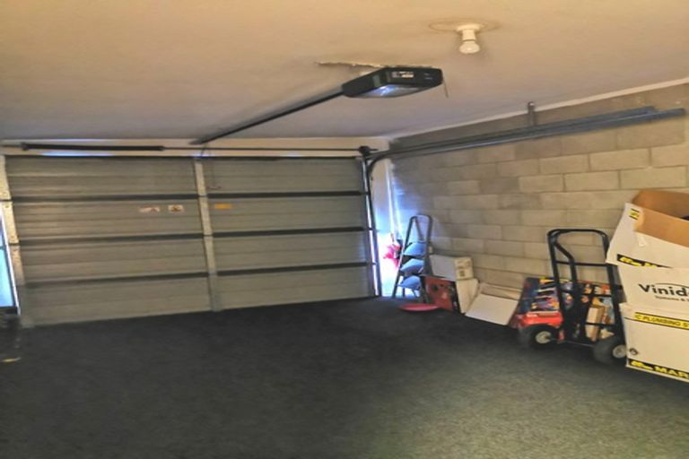 Photo of property in 23/7 Kelvin Hart Drive, East Tamaki, Auckland, 2013