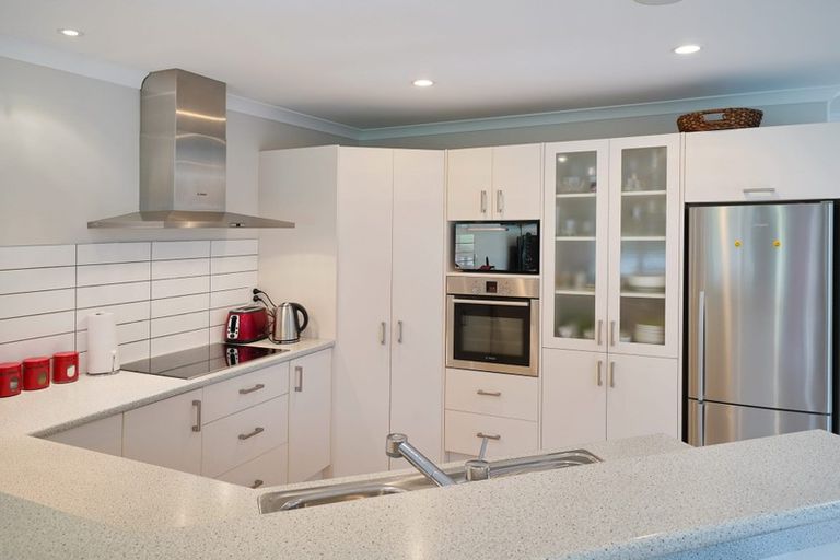 Photo of property in 28 Pepperwood Place, Shirley, Christchurch, 8061