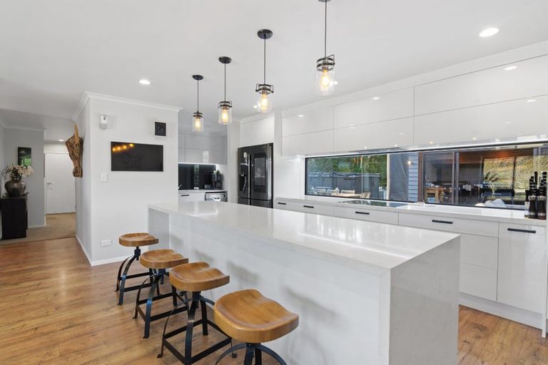 Photo of property in 20 Maddies Road, Kaukapakapa, 0873