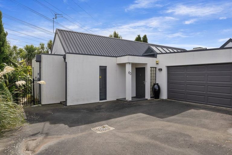 Photo of property in 63 Chesterfield Mews, Russley, Christchurch, 8042