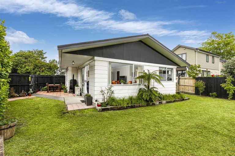 Photo of property in 2/65 Tabitha Crescent, Henderson, Auckland, 0612
